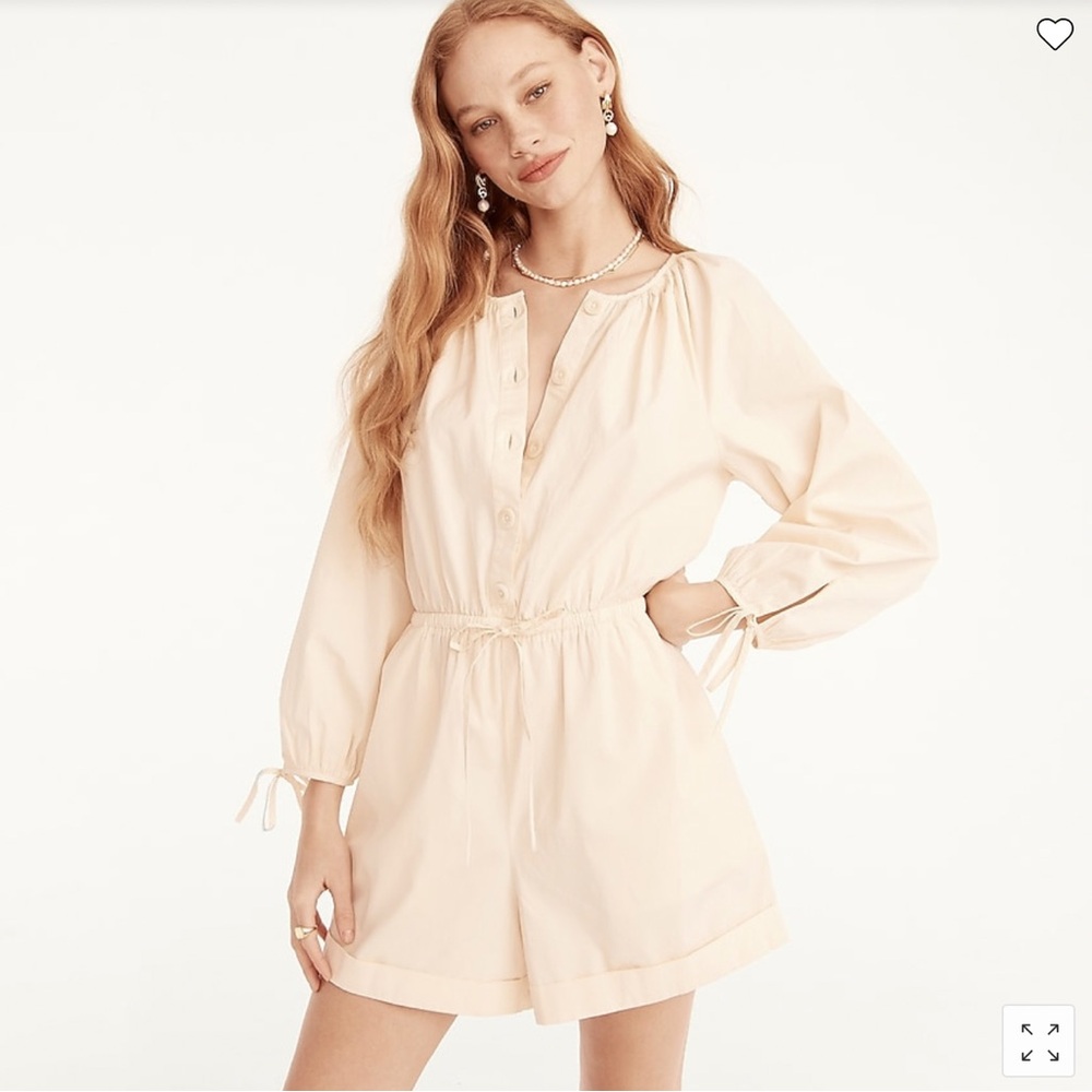 J Crew light peach 🍑 long sleeve romper sz L Butter Mom